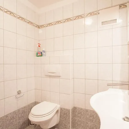 Appartement By The Sea Punat, Krk - 17857 *
