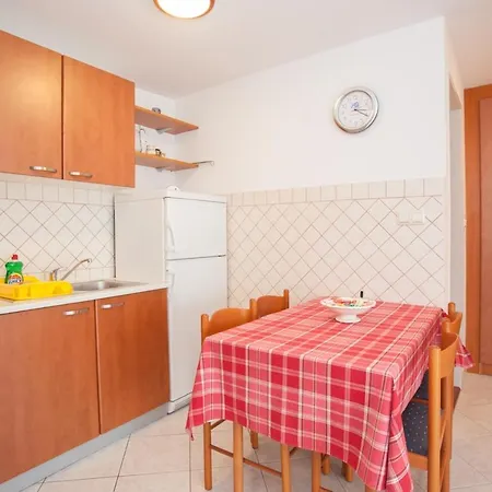Appartamento By The Sea Punat, Krk - 17857