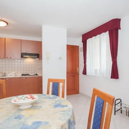 Appartement By The Sea Punat, Krk - 17857