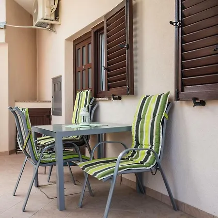Appartamento By The Sea Punat, Krk - 17857 Punat