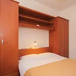 아파트 By The Sea Punat, Krk - 17857 푸나트